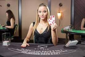 Showdown dalam Bandar Poker